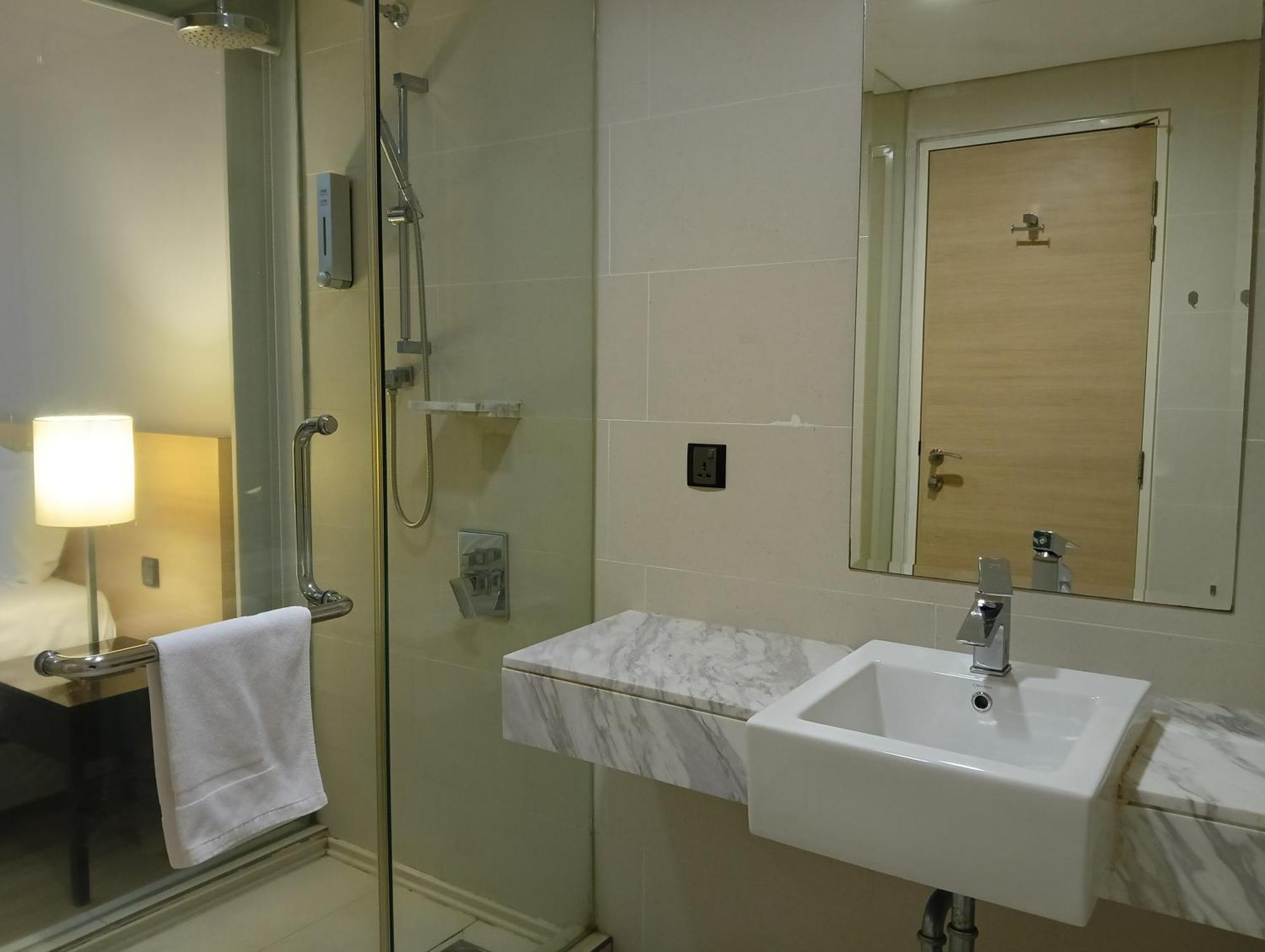 The Straits Suites By Ciconia Malacca Luaran gambar