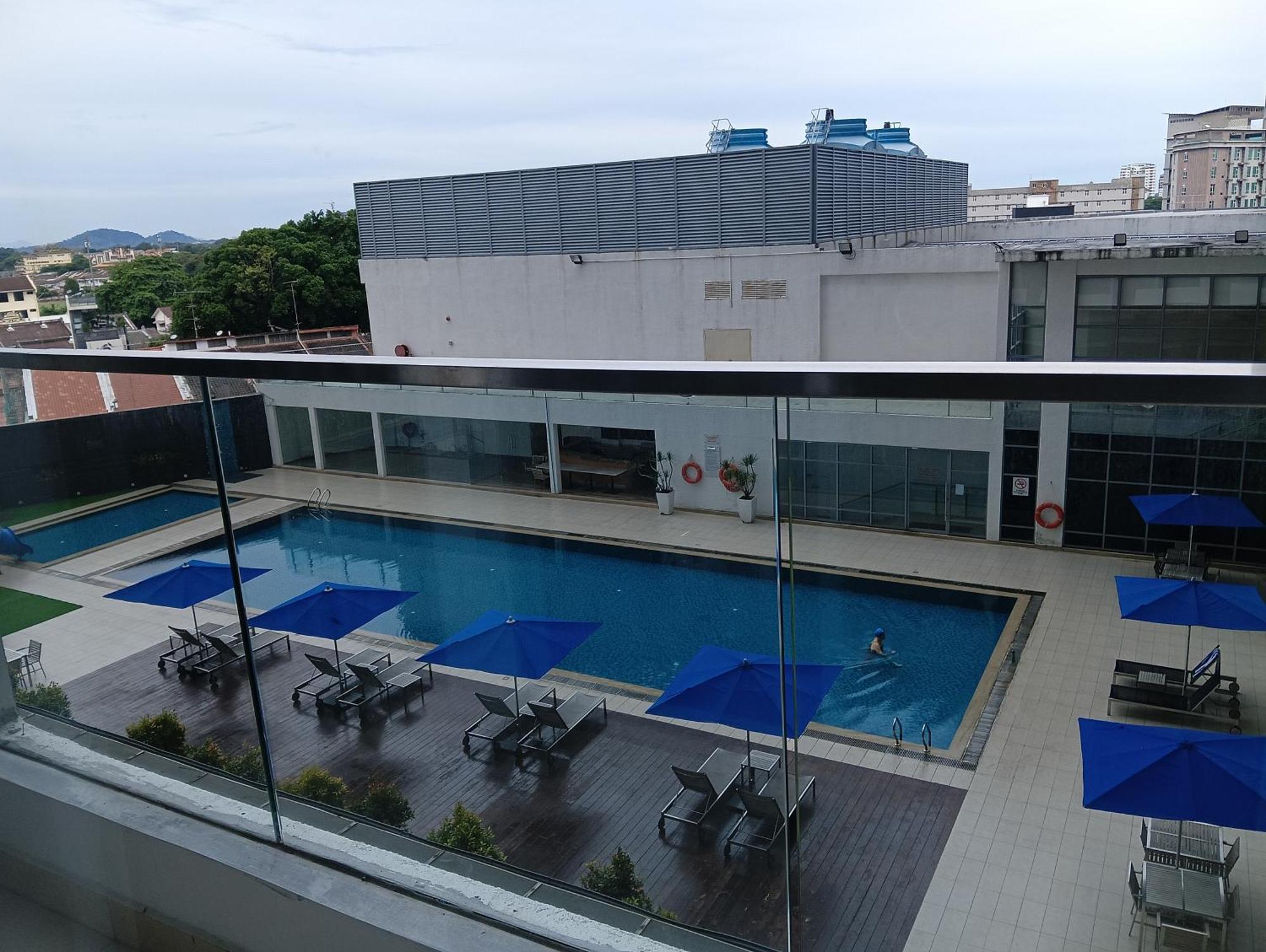 The Straits Suites By Ciconia Malacca Luaran gambar